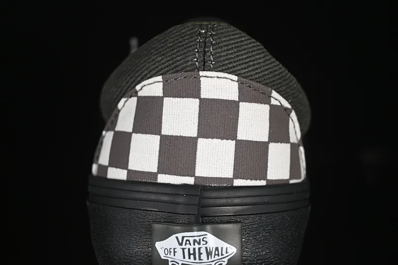 All categories Vans Vans series Vans Low Vans low-top Vainl Archive x Vans Classic Slip-On joint model Vans low-top casual sneakers VN000BVZRUX